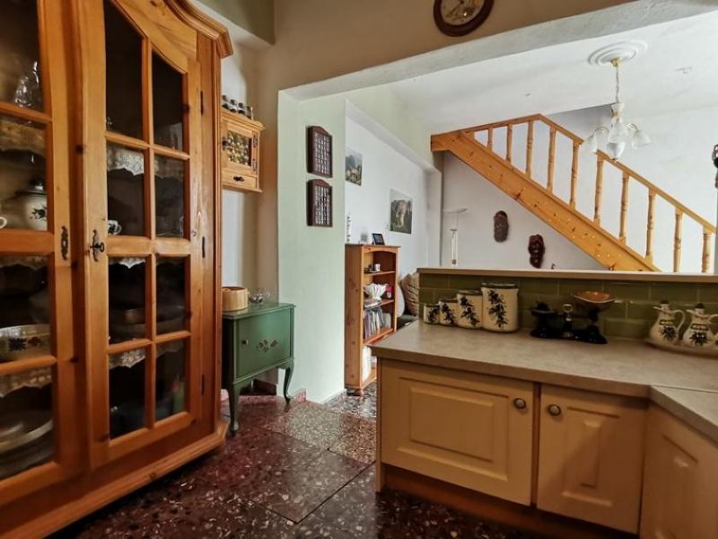 Kritsa Kreta, Kritsa: Drei-stöckiges Dorfhaus mit zwei Schlafzimmern und schöner Aussicht Haus kaufen